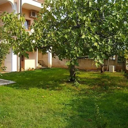 In With Balcony, Air Conditioning, Wi-fi Appartement