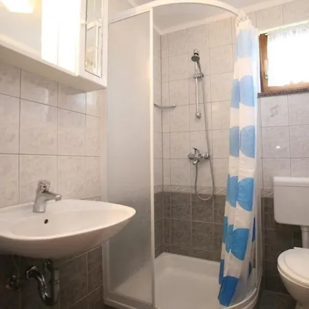Apartment In With Balcony, Air Conditioning, Wi-fi