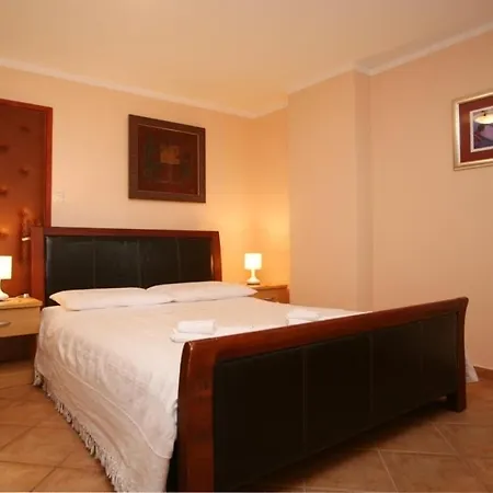 In With Balcony, Air Conditioning, Wi-fi Appartement *